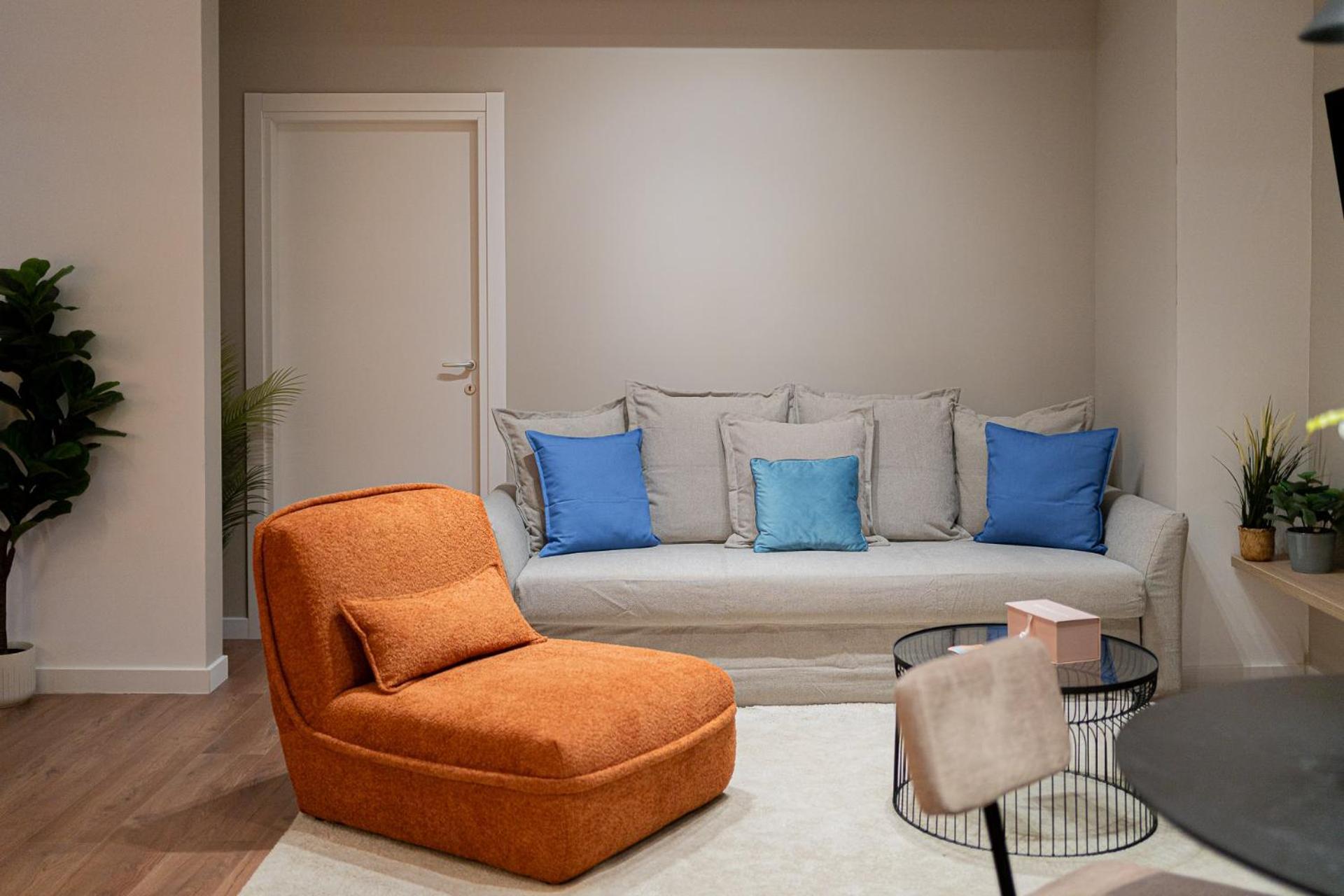 Modern & Spacious 2br - Steps To Cismigiu Gardens 公寓